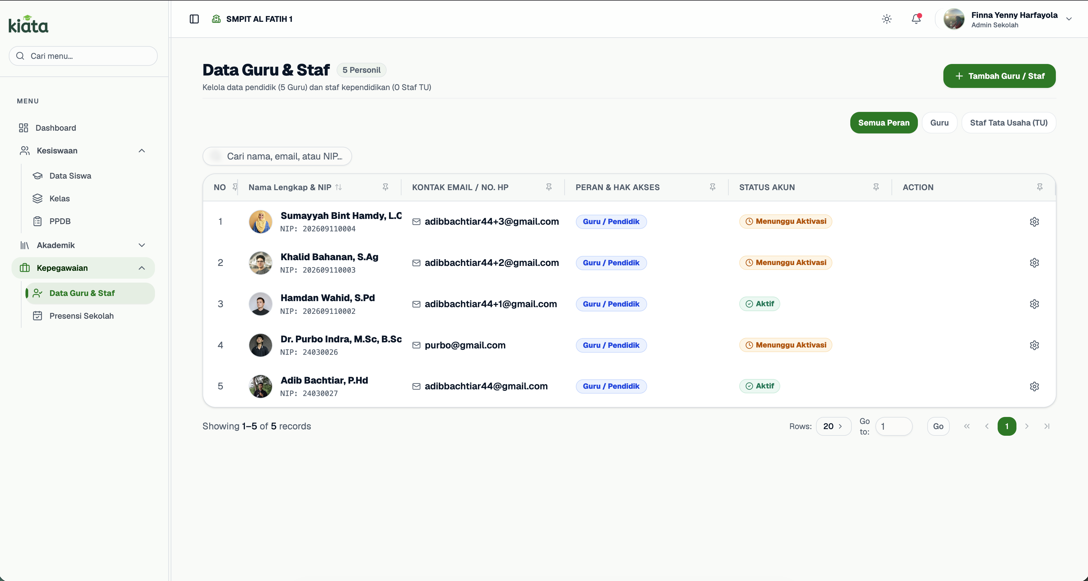 Screenshot modul Manajemen Guru & HR Kiata